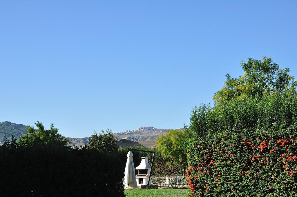 L'Orto Di Lucania مونتيسكاليوزو المظهر الخارجي الصورة